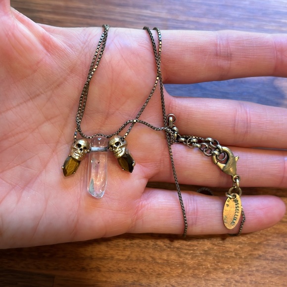 IOSSELIANI SKULL NECKLACE - Picture 4 of 4